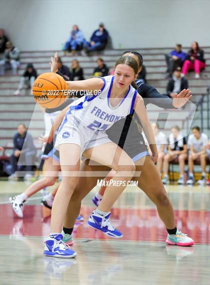 Thumbnail 1 in Westlake vs. Fremont (Beetdigger Classic) photogallery.