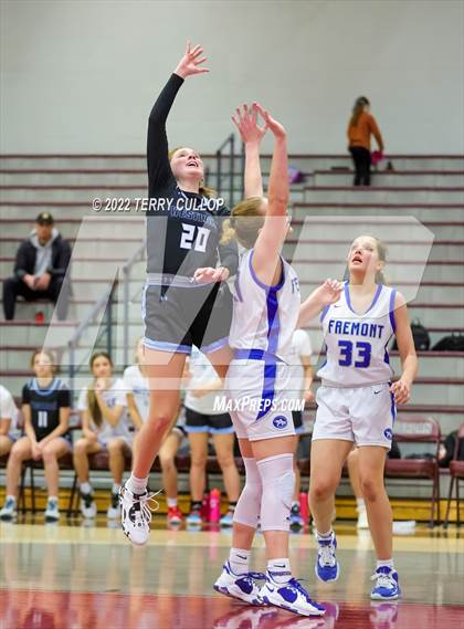Thumbnail 3 in Westlake vs. Fremont (Beetdigger Classic) photogallery.