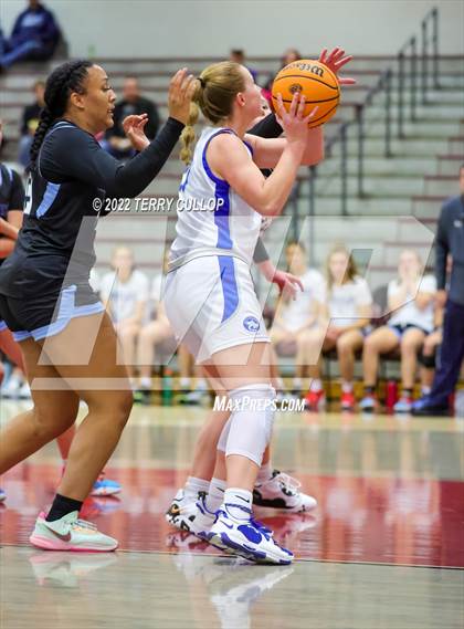 Thumbnail 1 in Westlake vs. Fremont (Beetdigger Classic) photogallery.