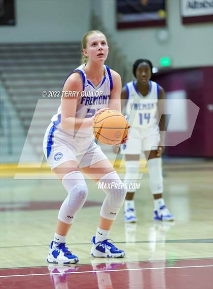 Thumbnail 3 in Westlake vs. Fremont (Beetdigger Classic) photogallery.