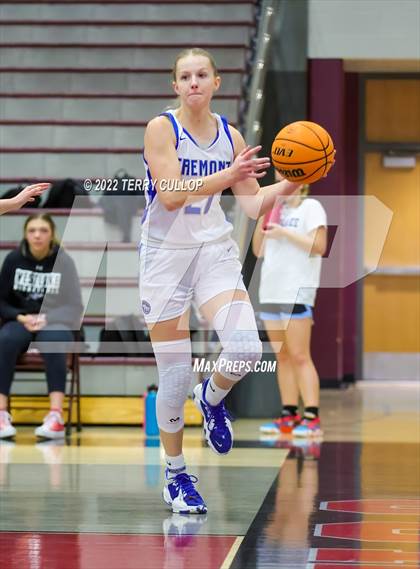 Thumbnail 3 in Westlake vs. Fremont (Beetdigger Classic) photogallery.
