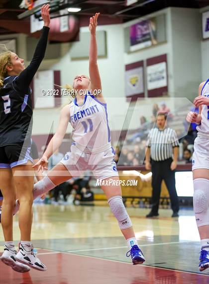 Thumbnail 3 in Westlake vs. Fremont (Beetdigger Classic) photogallery.