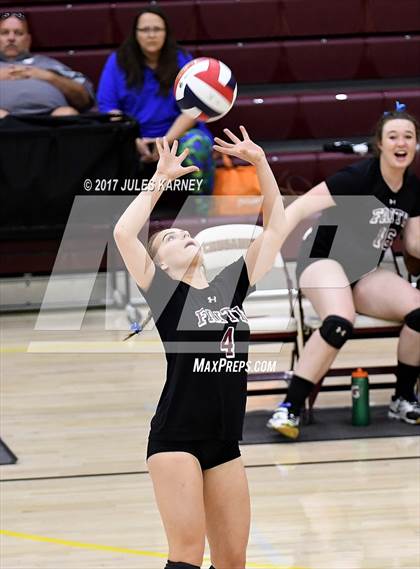 Thumbnail 3 in Clark vs. Faith Lutheran photogallery.