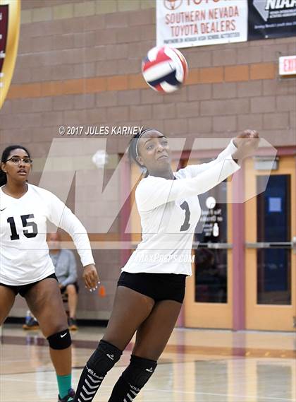 Thumbnail 3 in Clark vs. Faith Lutheran photogallery.