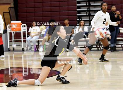 Thumbnail 2 in Clark vs. Faith Lutheran photogallery.