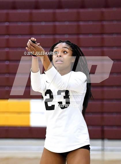 Thumbnail 1 in Clark vs. Faith Lutheran photogallery.