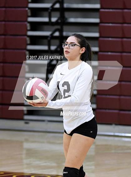 Thumbnail 3 in Clark vs. Faith Lutheran photogallery.