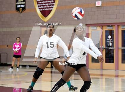 Thumbnail 2 in Clark vs. Faith Lutheran photogallery.