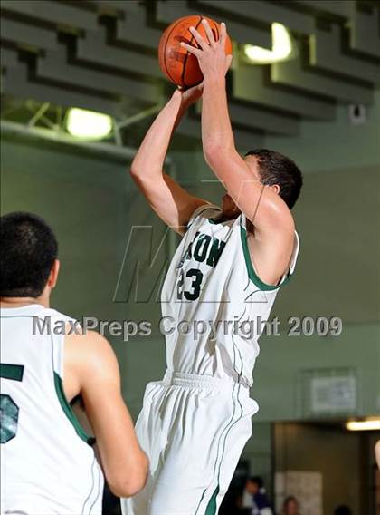 Thumbnail 1 in Pioneer vs. Dixon (Ram Jam Classic) photogallery.