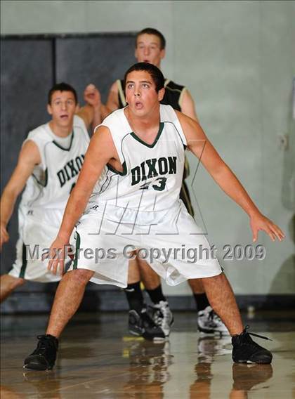 Thumbnail 3 in Pioneer vs. Dixon (Ram Jam Classic) photogallery.