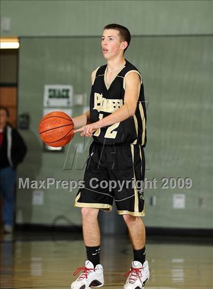 Thumbnail 3 in Pioneer vs. Dixon (Ram Jam Classic) photogallery.