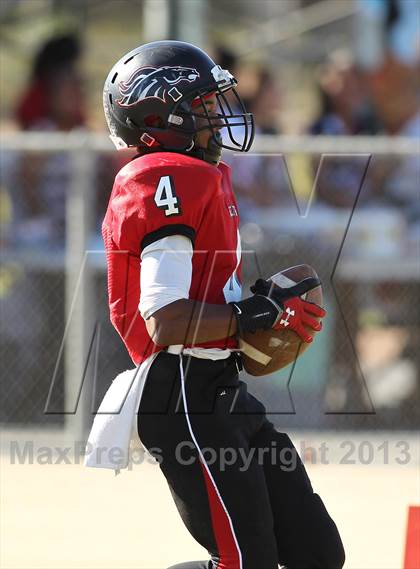 Thumbnail 2 in Poly @ Arleta photogallery.