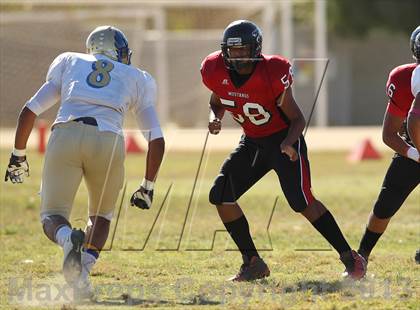 Thumbnail 3 in Poly @ Arleta photogallery.