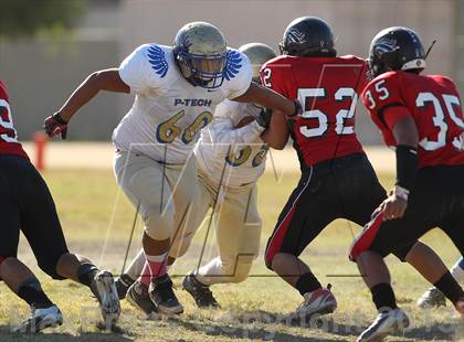 Thumbnail 3 in Poly @ Arleta photogallery.
