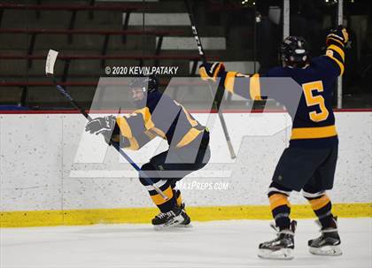 Thumbnail 2 in Simsbury @ Xavier photogallery.