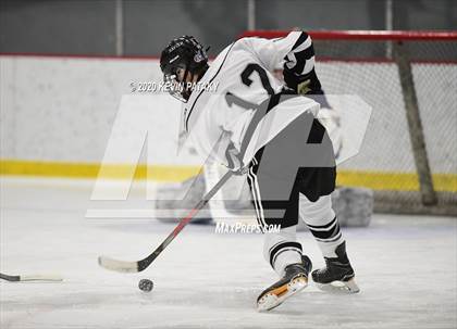 Thumbnail 2 in Simsbury @ Xavier photogallery.