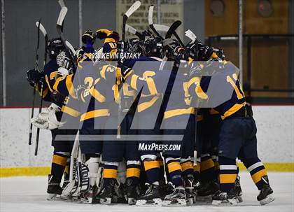 Thumbnail 1 in Simsbury @ Xavier photogallery.