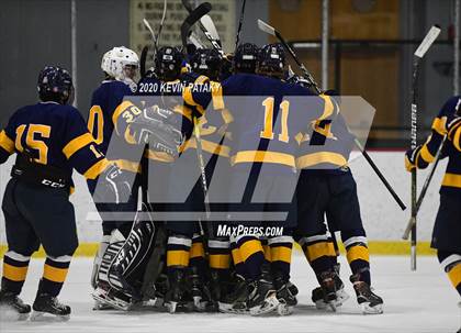 Thumbnail 2 in Simsbury @ Xavier photogallery.