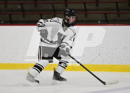 Thumbnail 2 in Simsbury @ Xavier photogallery.