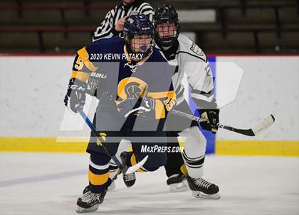 Thumbnail 2 in Simsbury @ Xavier photogallery.
