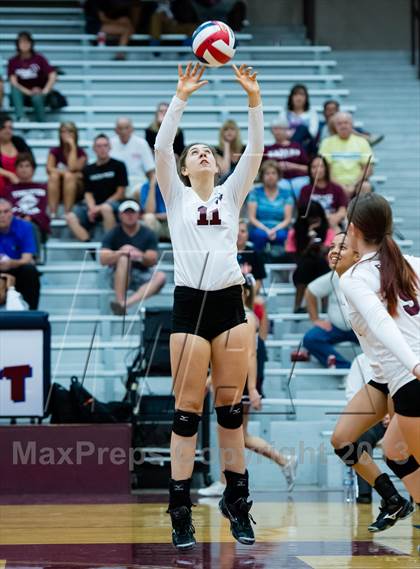 Thumbnail 1 in South Garland vs Rowlett photogallery.