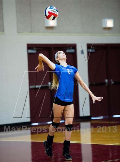 Thumbnail 2 in South Garland vs Rowlett photogallery.