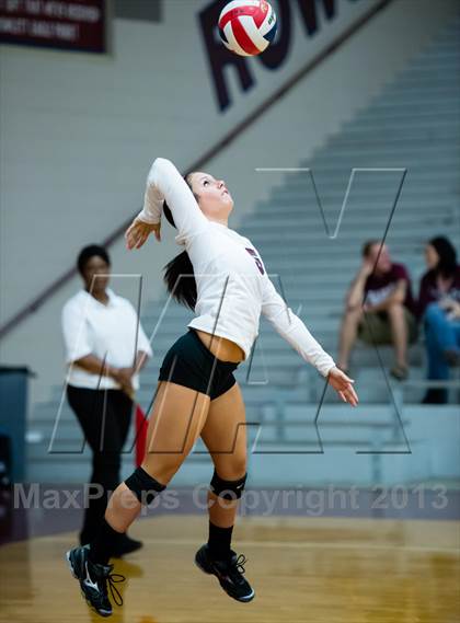 Thumbnail 2 in South Garland vs Rowlett photogallery.