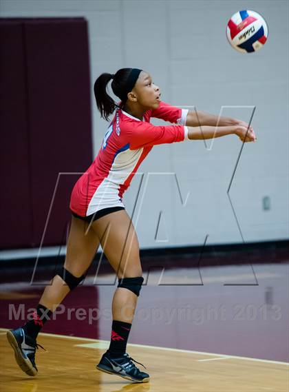 Thumbnail 3 in South Garland vs Rowlett photogallery.