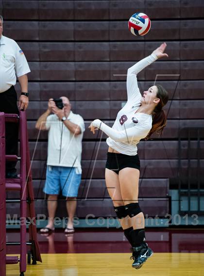 Thumbnail 2 in South Garland vs Rowlett photogallery.