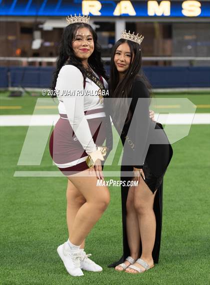 Thumbnail 3 in Roosevelt vs Garfield (East L.A. Classic) photogallery.