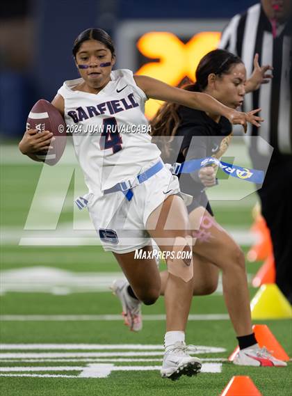 Thumbnail 3 in Roosevelt vs Garfield (East L.A. Classic) photogallery.