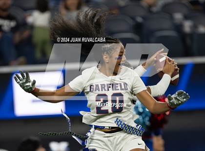 Thumbnail 3 in Roosevelt vs Garfield (East L.A. Classic) photogallery.