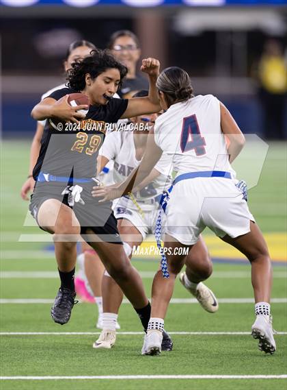 Thumbnail 3 in Roosevelt vs Garfield (East L.A. Classic) photogallery.