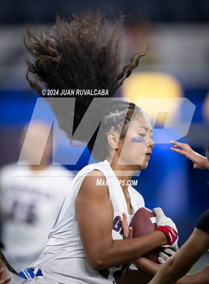 Thumbnail 1 in Roosevelt vs Garfield (East L.A. Classic) photogallery.