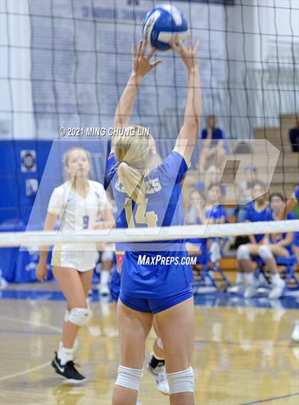 Thumbnail 3 in Edison @ Santa Margarita photogallery.