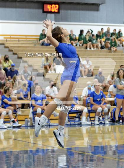 Thumbnail 3 in Edison @ Santa Margarita photogallery.