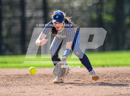 Thumbnail 1 in Xaverian vs. Archbishop Molloy (CHSAA T1 BQ Final) photogallery.
