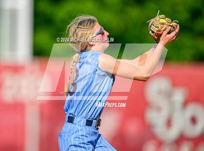 Thumbnail 3 in Xaverian vs. Archbishop Molloy (CHSAA T1 BQ Final) photogallery.