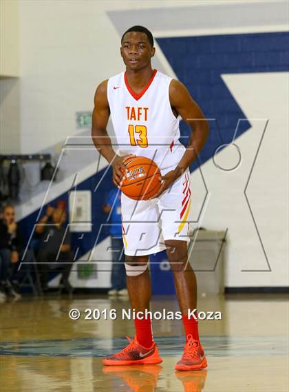 Thumbnail 2 in Taft vs. Notre Dame (War on the Floor Extravaganza) photogallery.