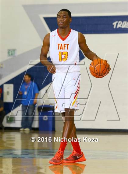 Thumbnail 1 in Taft vs. Notre Dame (War on the Floor Extravaganza) photogallery.
