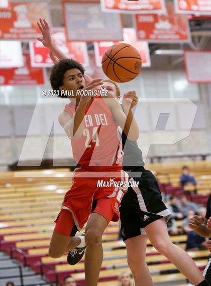 Thumbnail 3 in Servite @ Mater Dei photogallery.