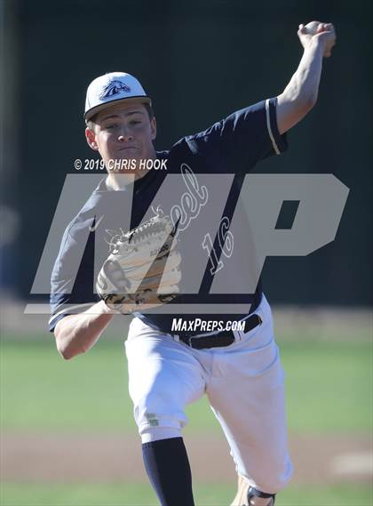 Thumbnail 2 in Casteel vs. Blanchard (Lancer Classic) photogallery.