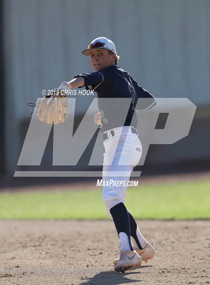 Thumbnail 2 in Casteel vs. Blanchard (Lancer Classic) photogallery.