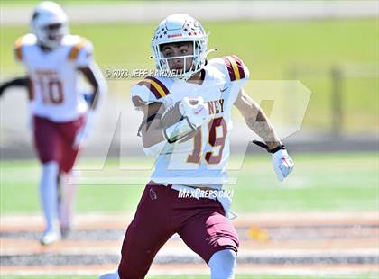 Thumbnail 1 in Lutheran East @ Cardinal Mooney photogallery.