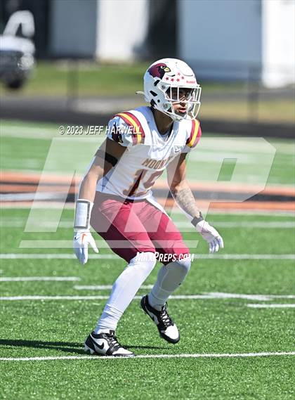 Thumbnail 2 in Lutheran East @ Cardinal Mooney photogallery.