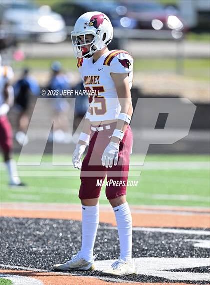 Thumbnail 3 in Lutheran East @ Cardinal Mooney photogallery.