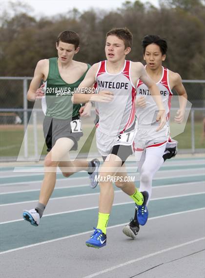 Thumbnail 3 in Capital Valley Conference 1A Meet (Distance Races) photogallery.