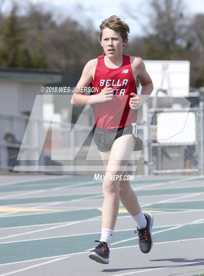 Thumbnail 3 in Capital Valley Conference 1A Meet (Distance Races) photogallery.
