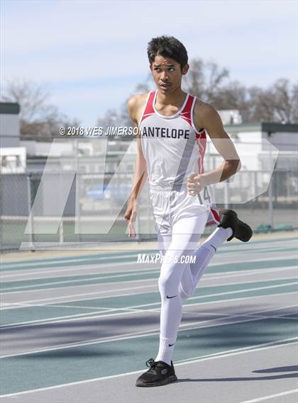 Thumbnail 1 in Capital Valley Conference 1A Meet (Distance Races) photogallery.