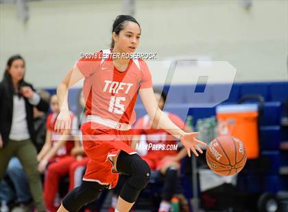 Thumbnail 2 in Warren vs. Taft photogallery.